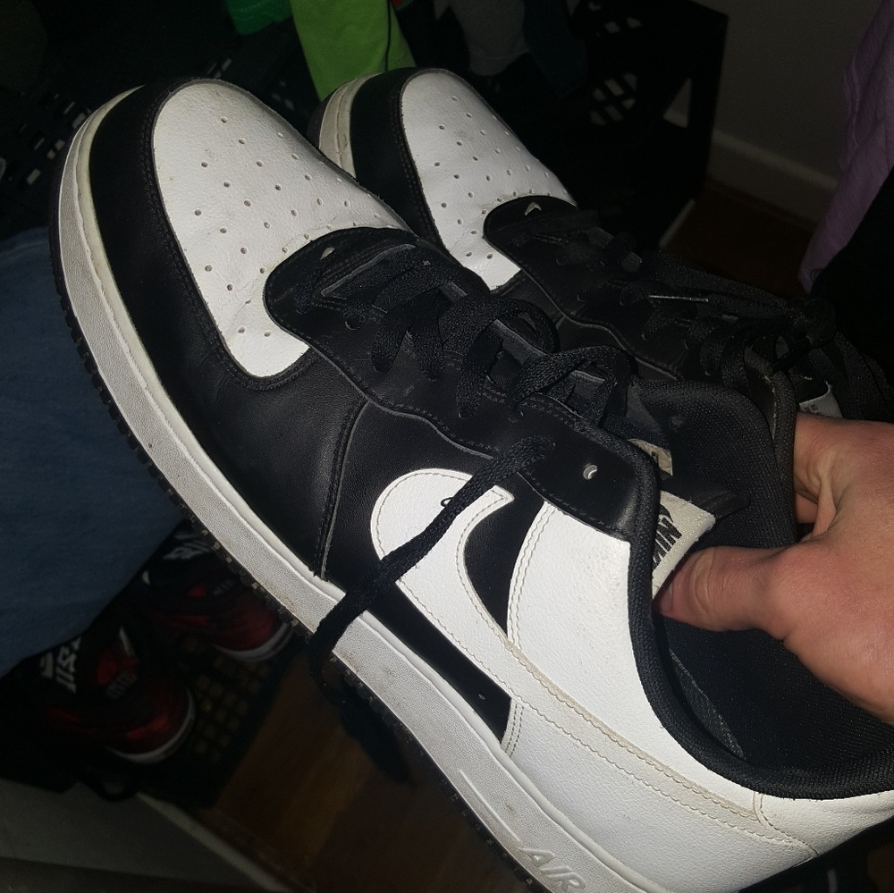 Shoes - Picture 3 of 3